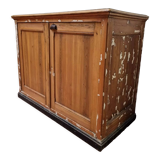 2-door sideboard