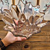 Flared glass vase in the shape of a flower / corolla, bubble effect in the style of Vannes art.