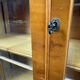 Chippendale display cabinet in wood, English Queen Anne dresser bookcase from 1960.