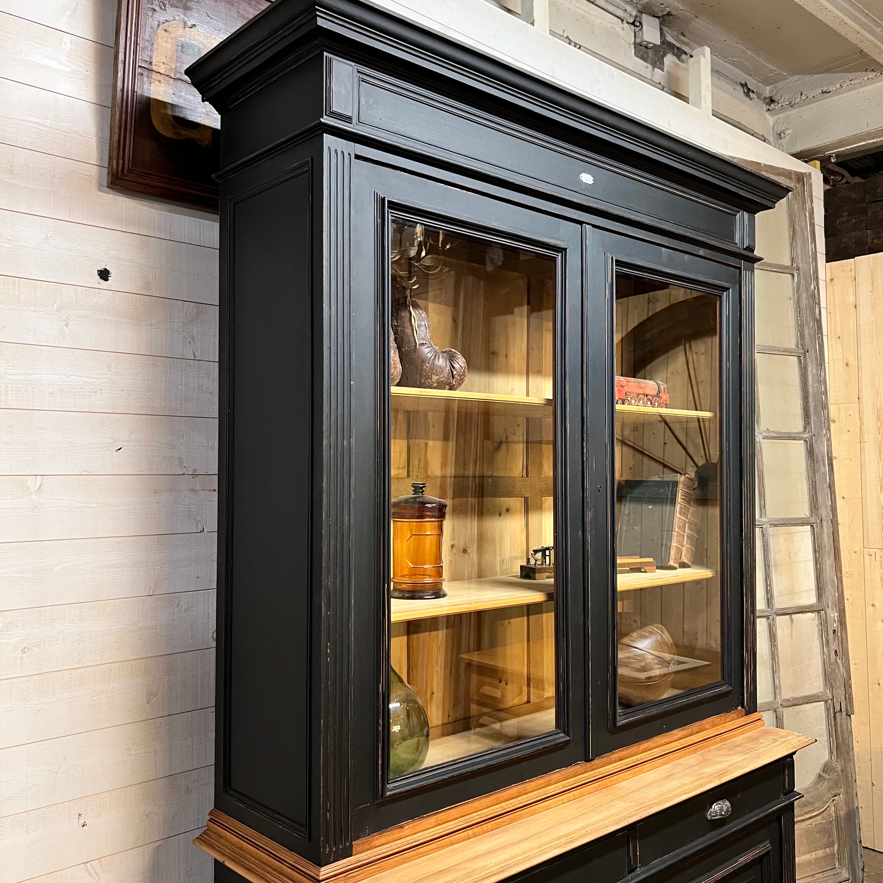 Vessel two solid wood bodies