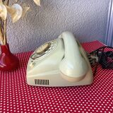 Vintage bakelite phone 50/60