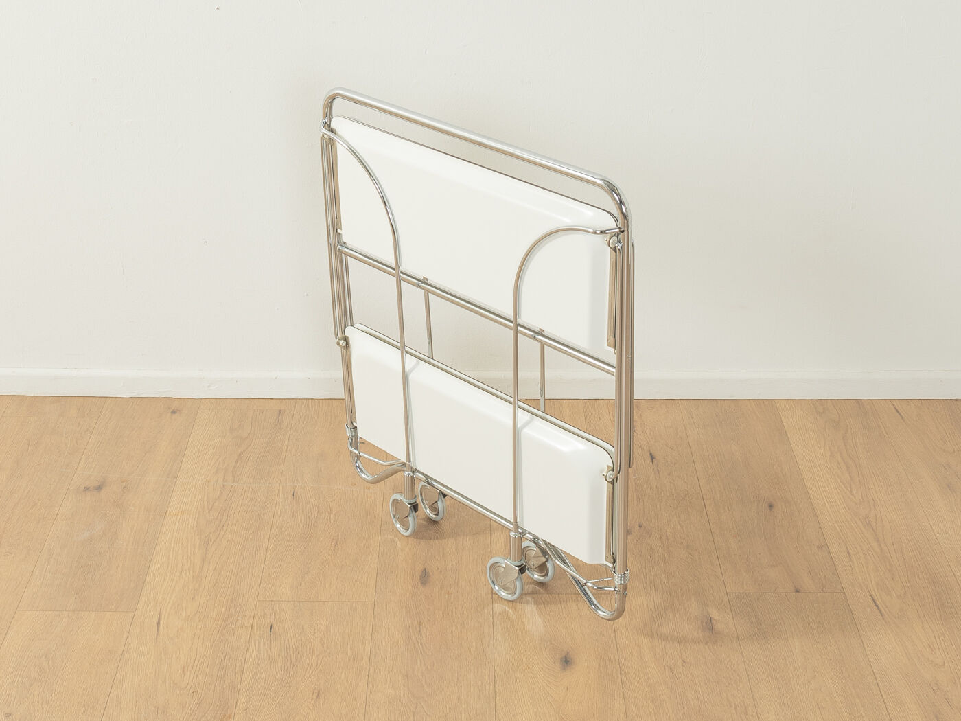 DINETT serving trolley, Bremshey