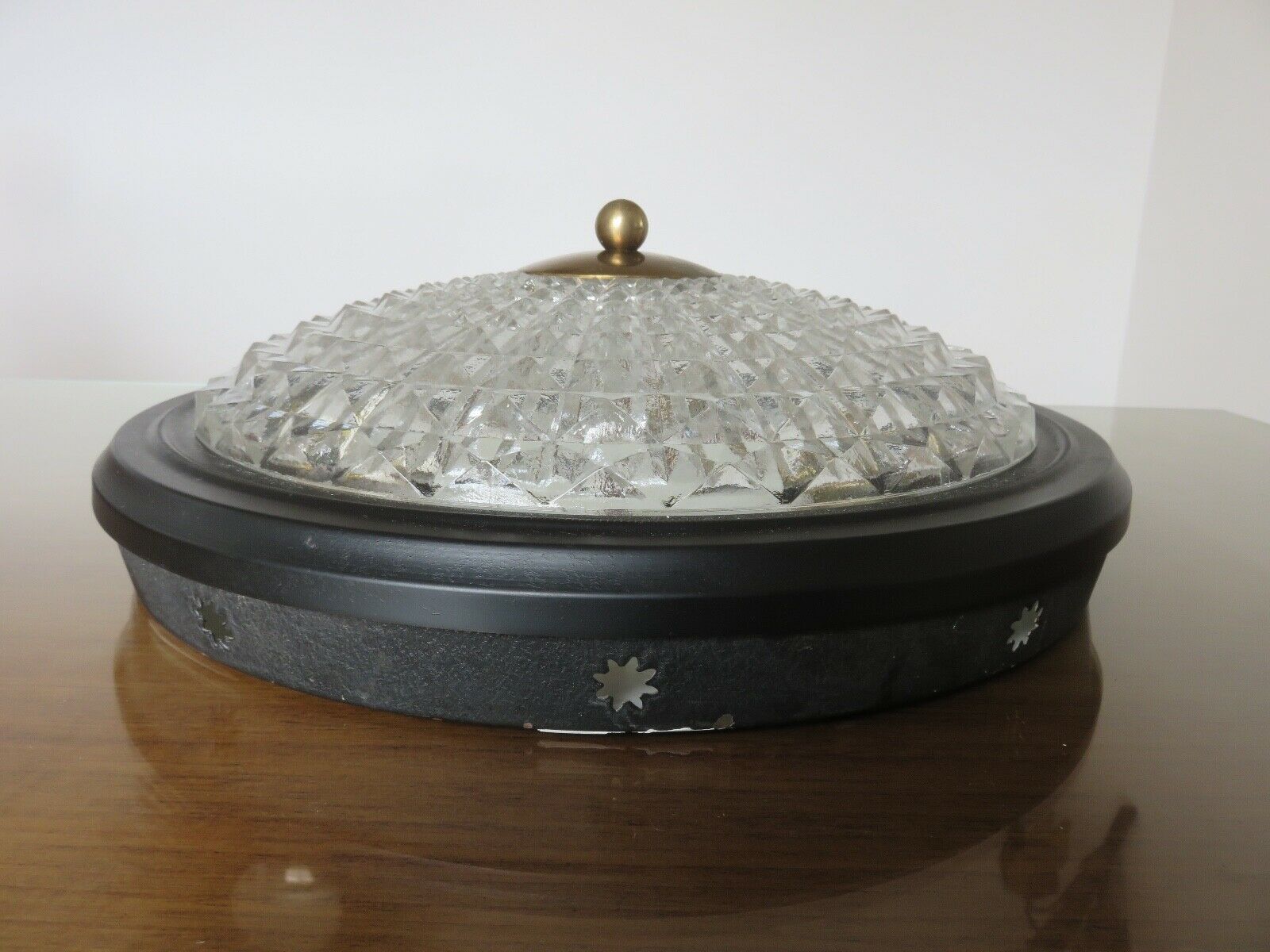 Applique " étoilée " 3 feux, verre diamant et laiton années 50 60