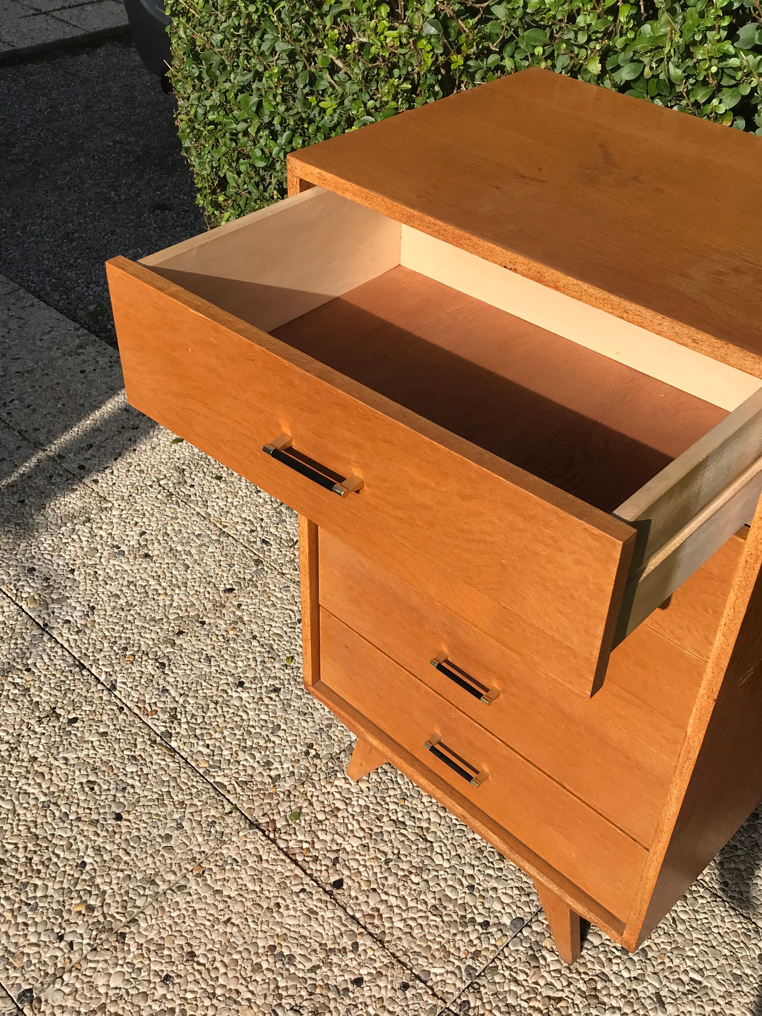 Commode vintage pieds compas