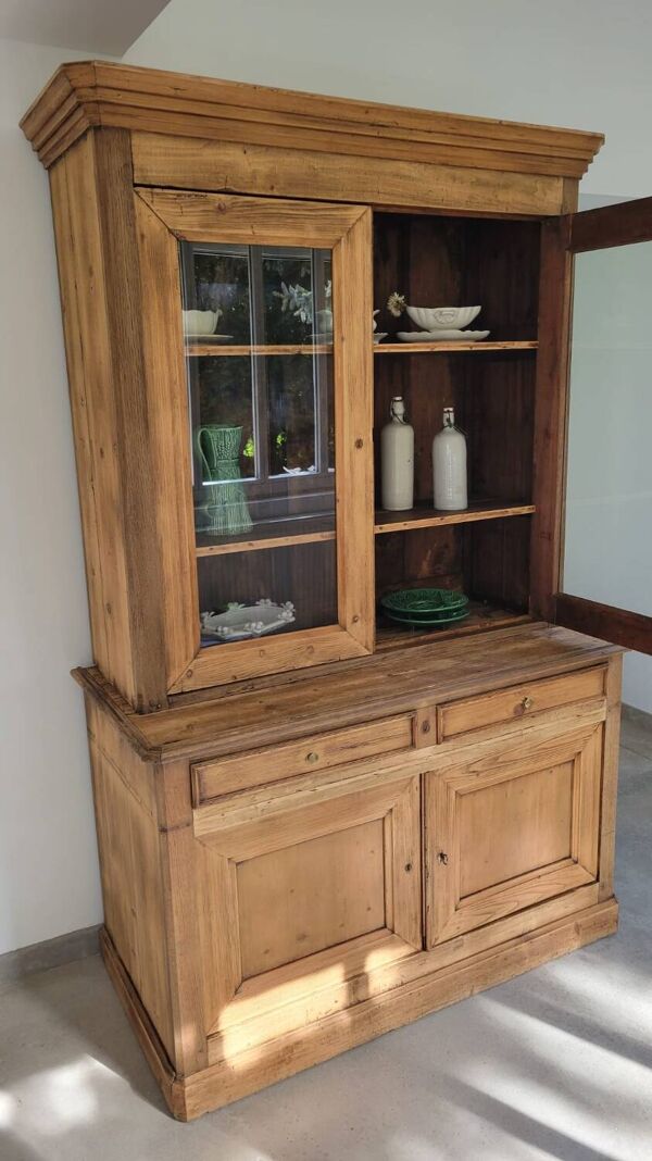 Buffet vaisselier cabinet de curiosités bois massif ancien