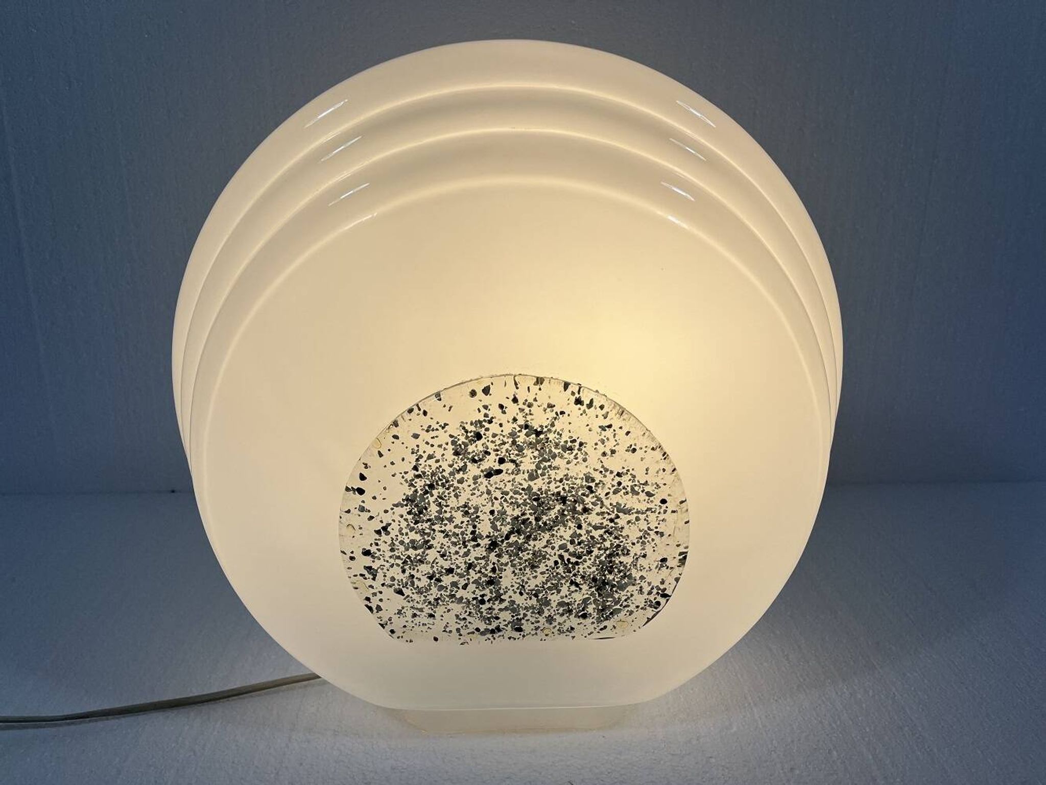 Lampe de table en verre, années 1970