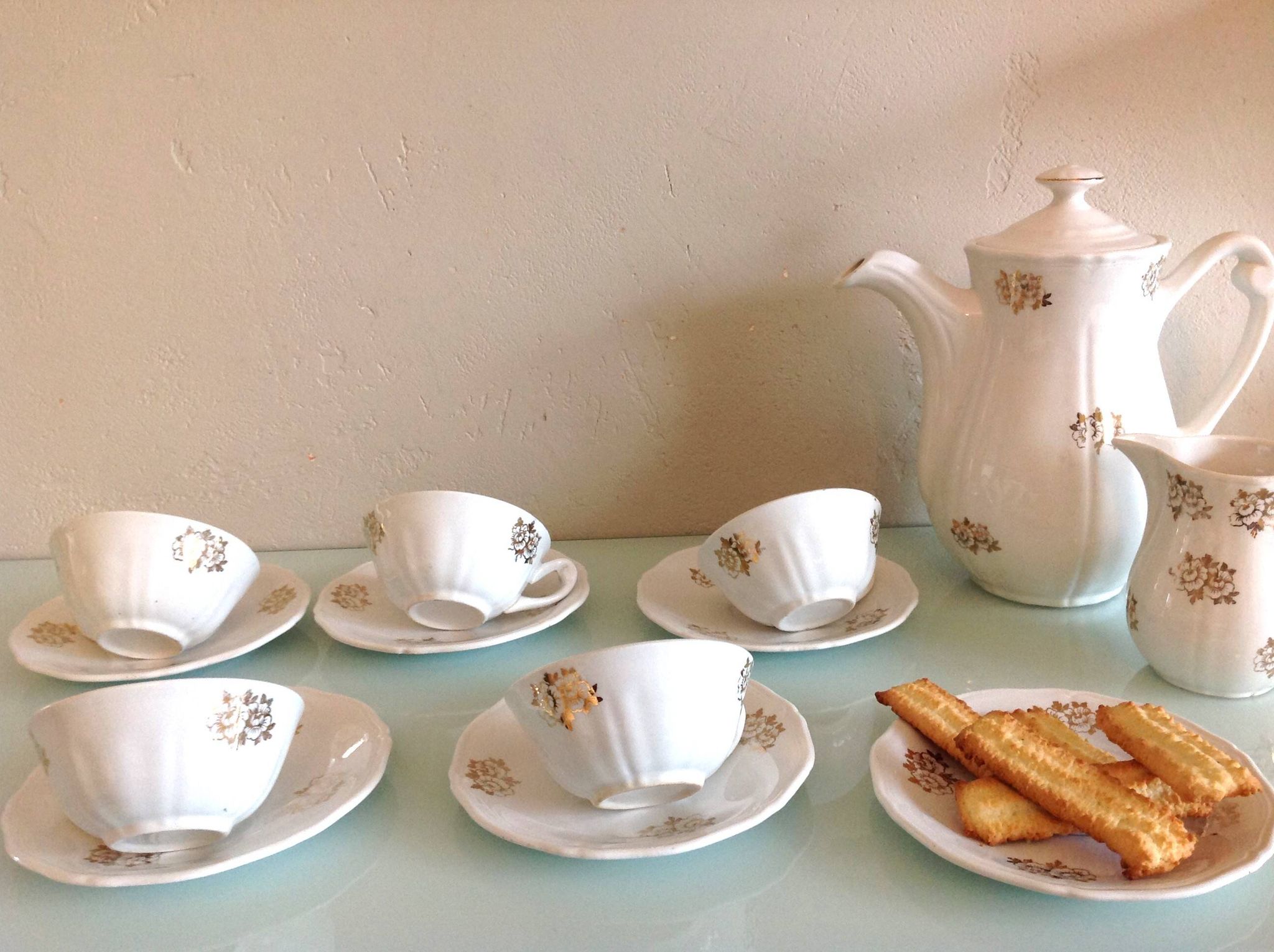White porcelain coffee service with golden flowers / vintage 50s-60s