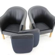 Pair of 1970s Mogens Hansen MH80 "Queen Chairs" in Black Leather and Oak