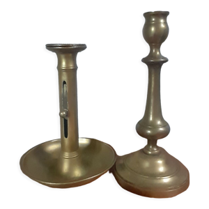 2 bougeoirs en laiton,