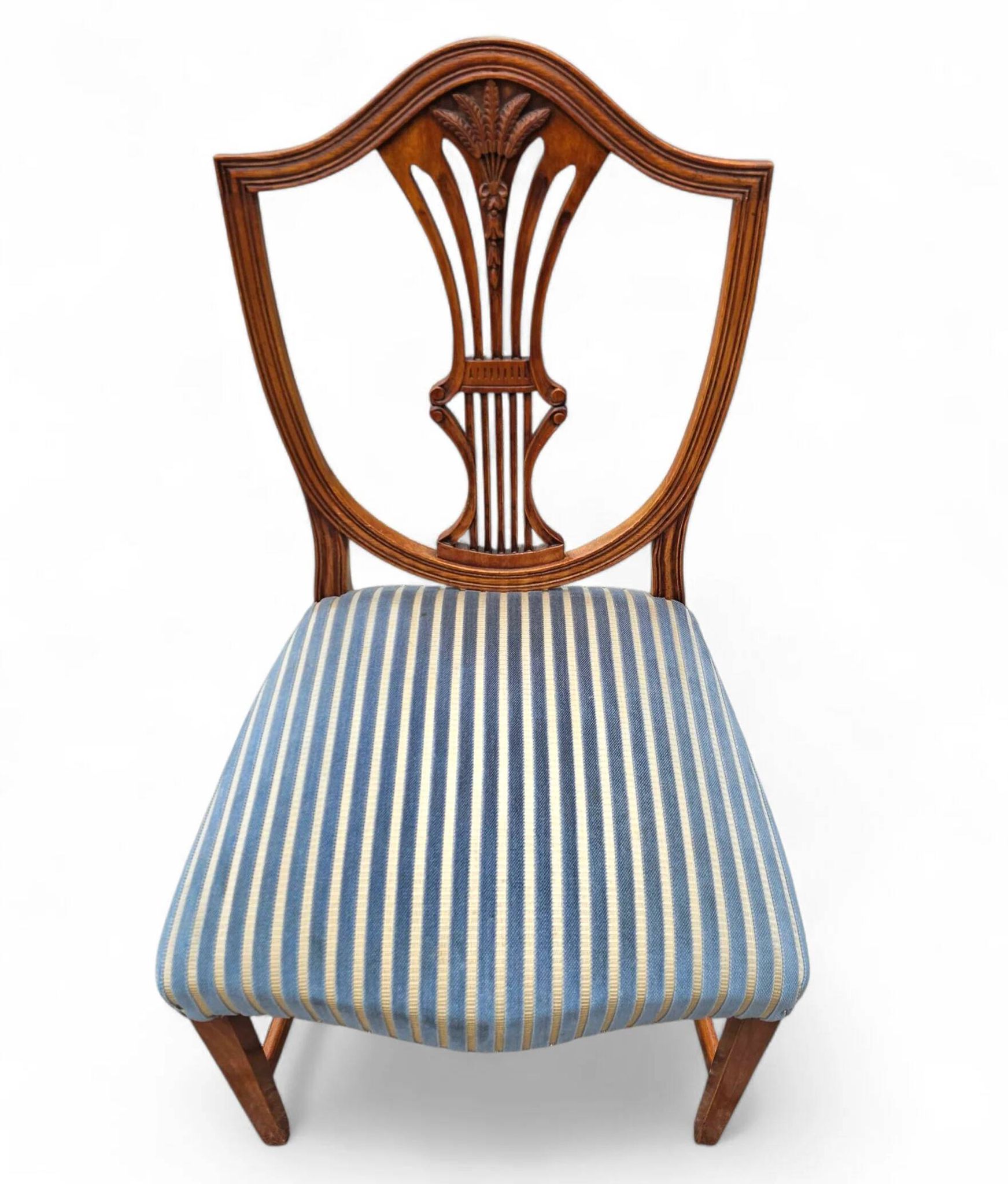 6 x English mahogany Hepplewhite chairs / 1920s