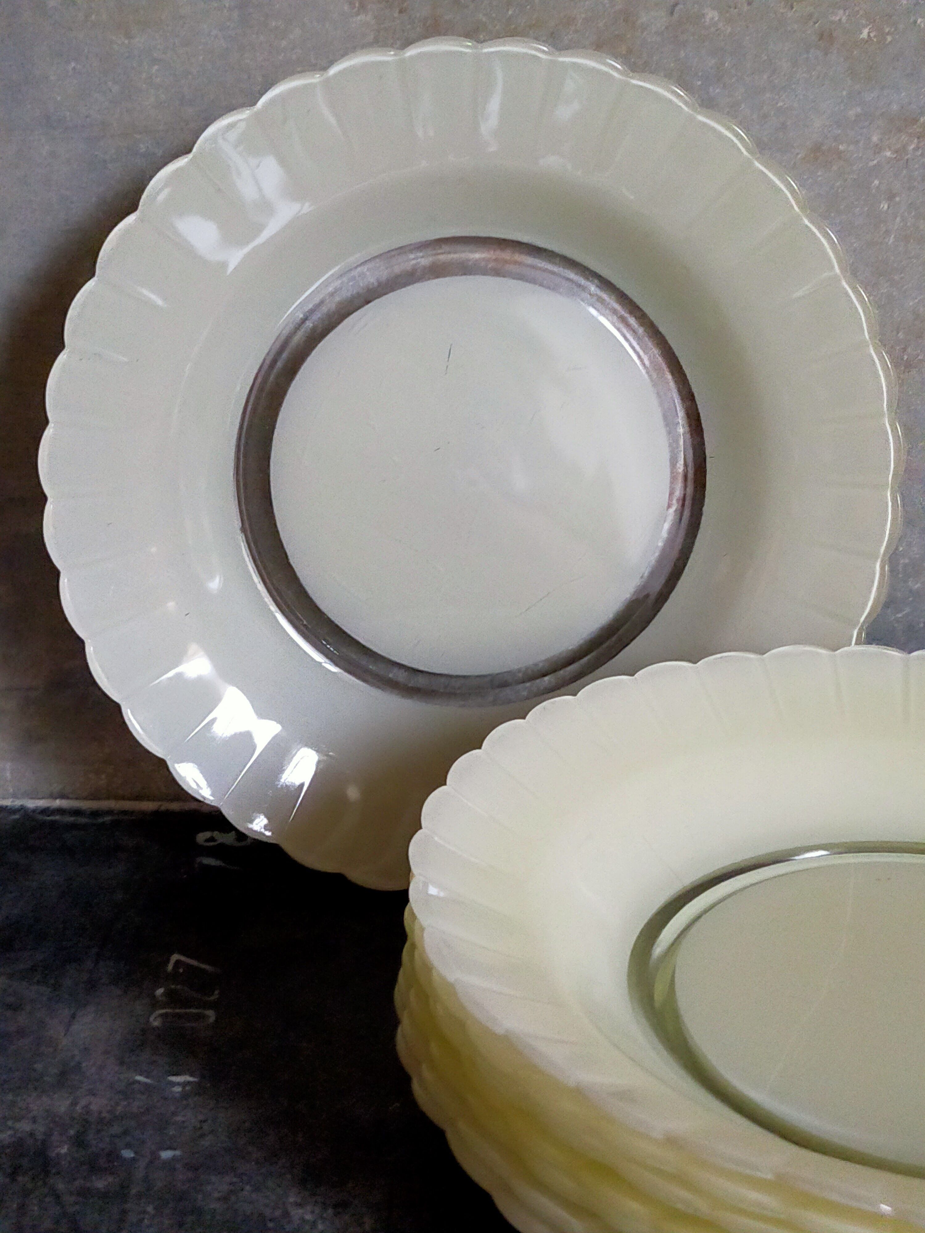 Eight hollow plates Duralex painted glass 60s