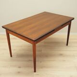 Table en palissandre, design danois, années 1970, production : Danemark
