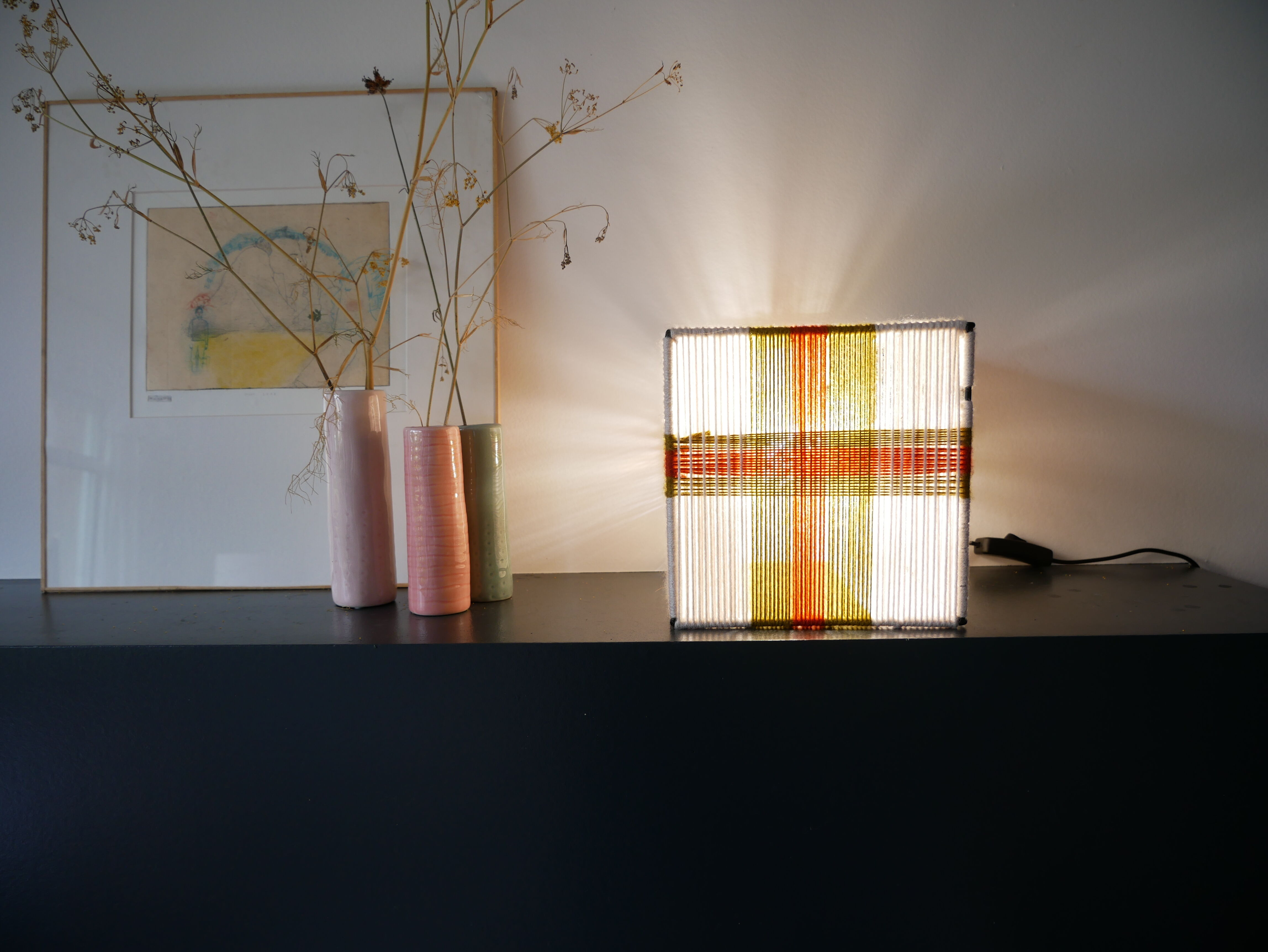 Kara table lamp woven