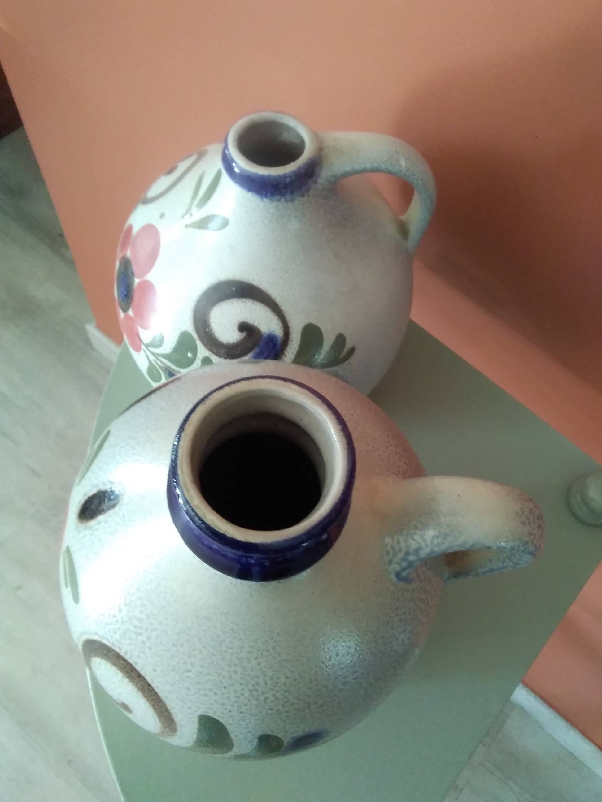 2 hand-painted vases Germany