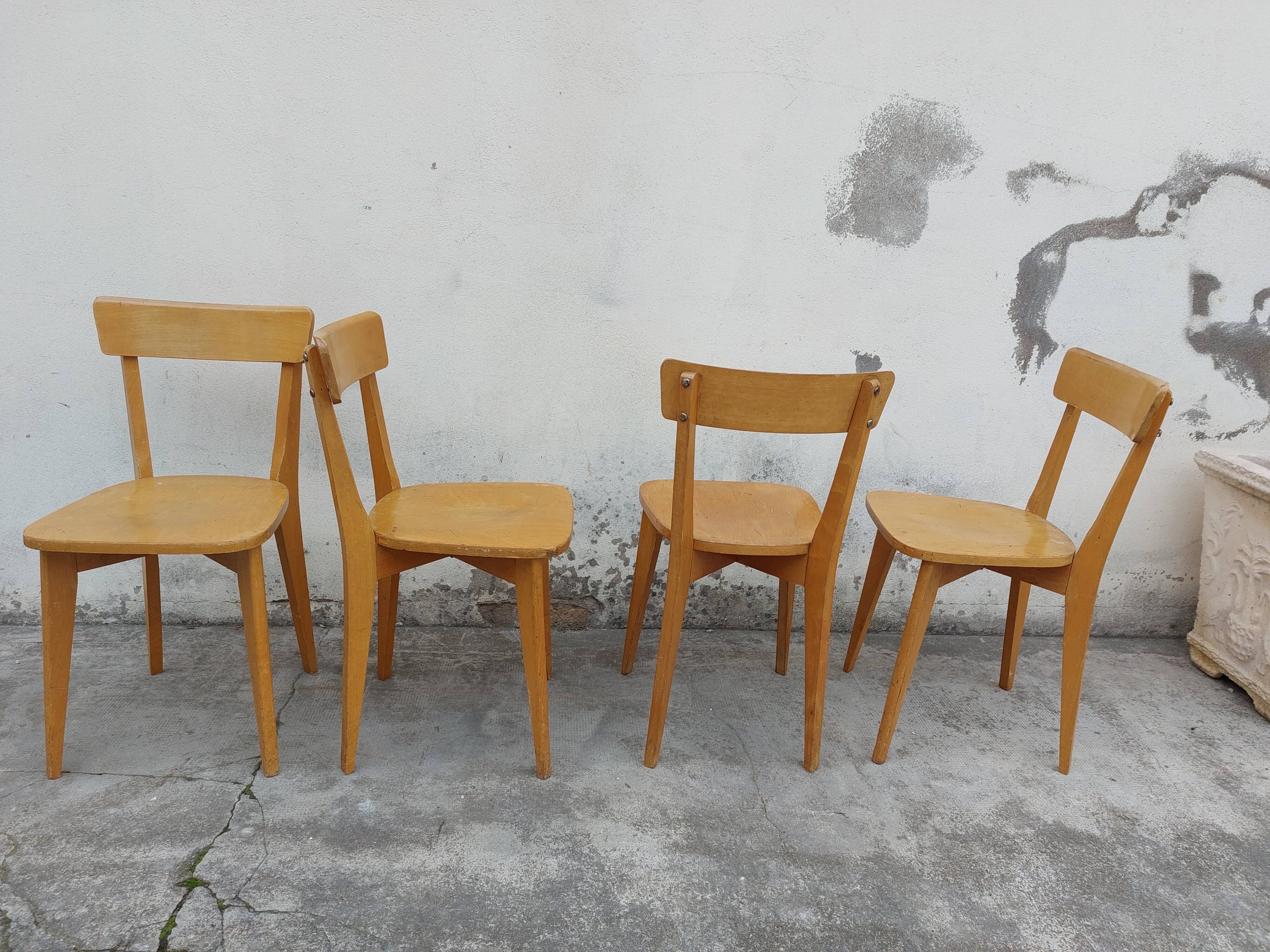 Série de 4 chaises de bistrot année 50