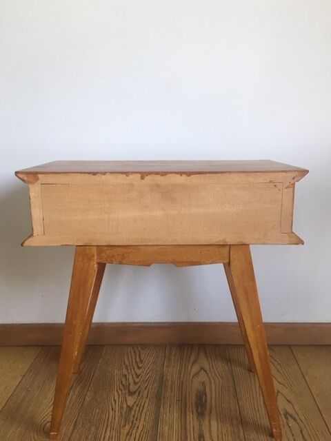 Bedside feet compass