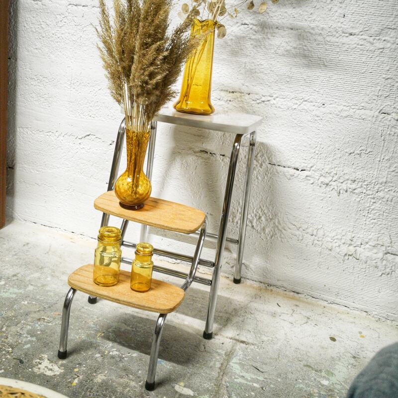 Vintage stepladder walks