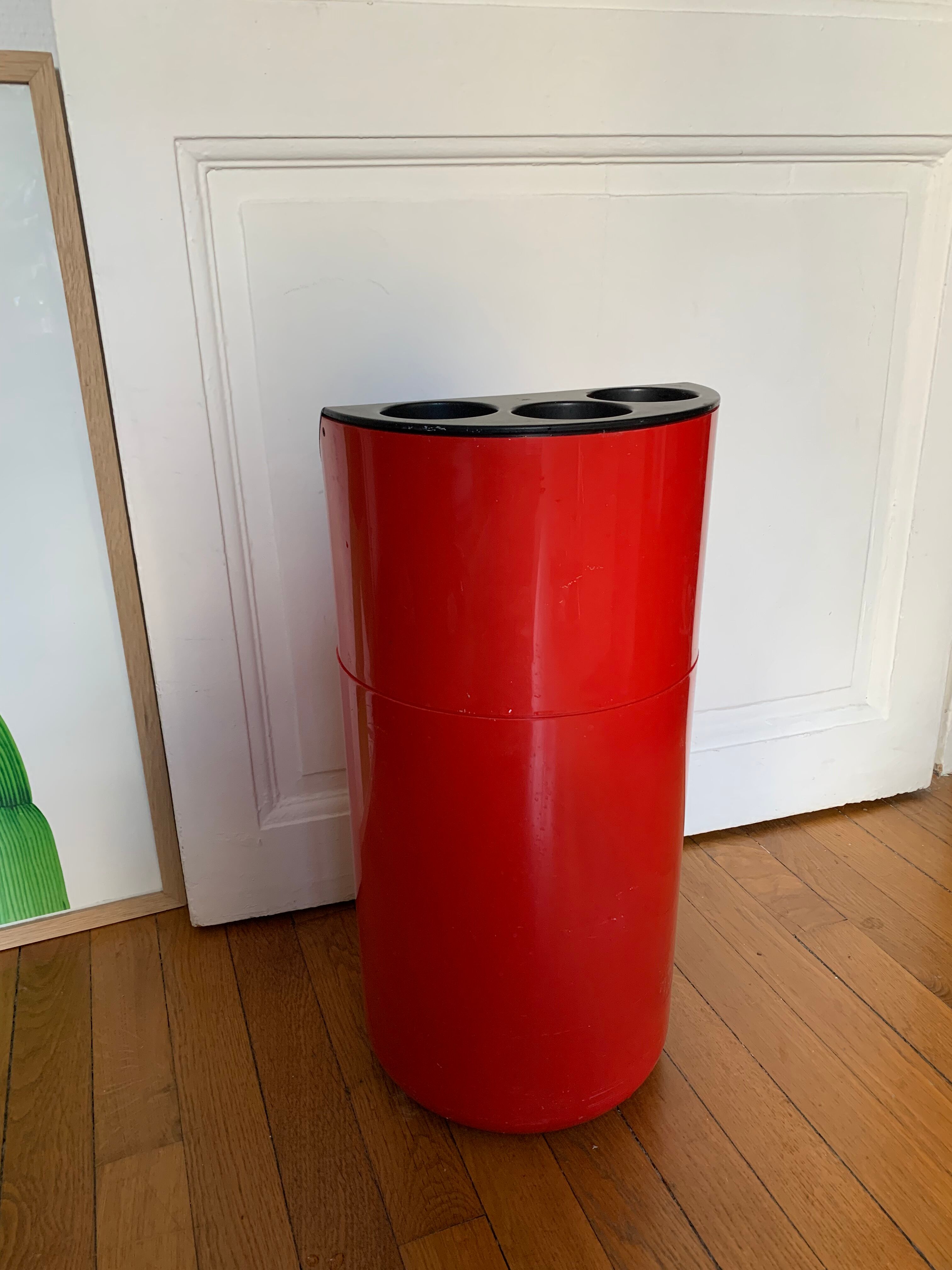 Umbrella holder Samp 70s red and black