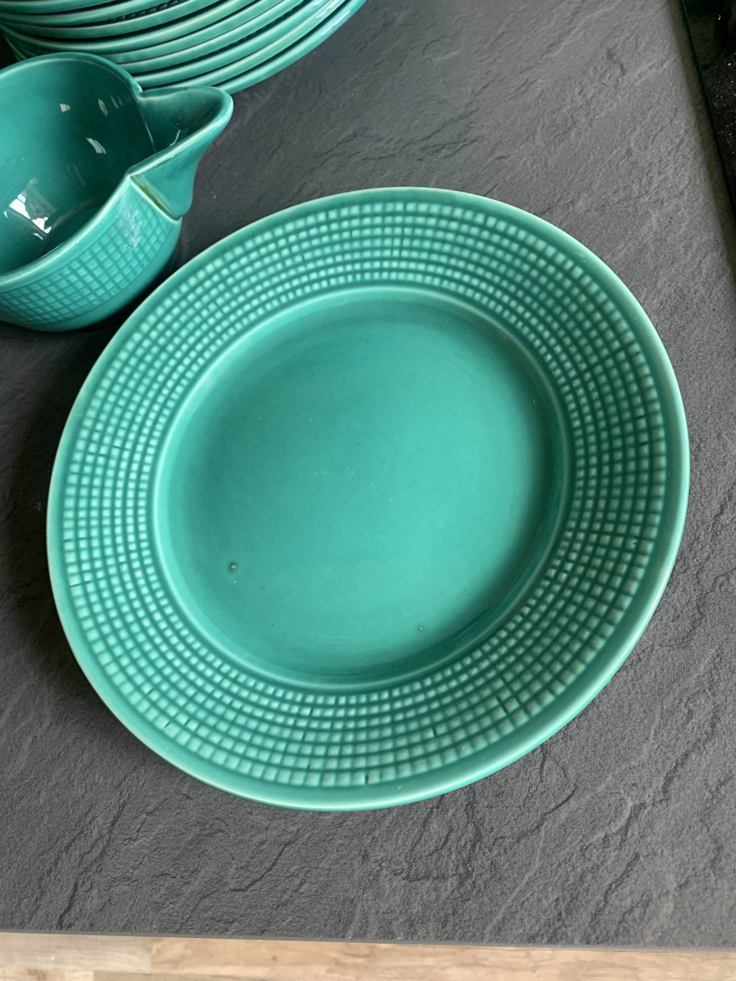 Service de table en faïence turquoise