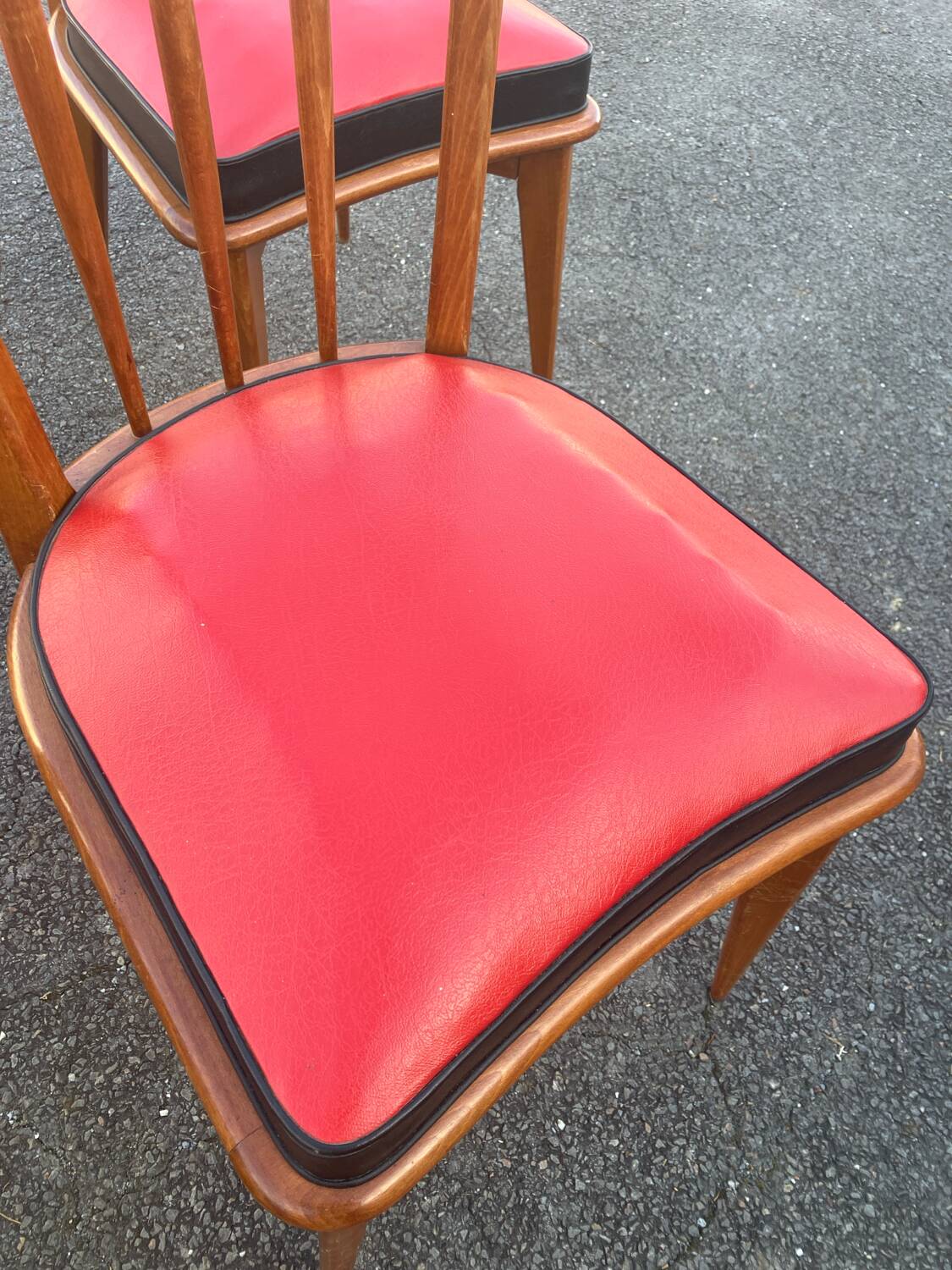 Set of five bistro chairs in wood and imitation leather, Charles Ramos Baumann style