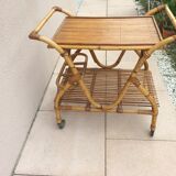 Rolling table in natural wicker of the 1970s