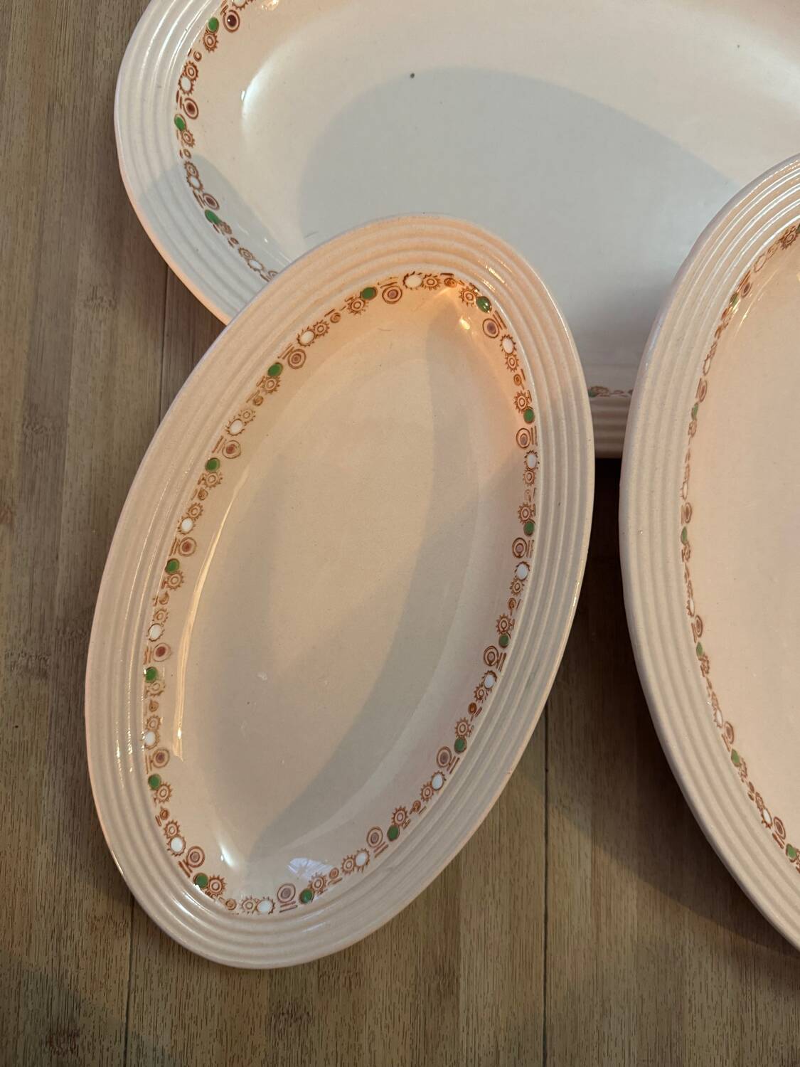 Trio de plats ovales Longwy – modèle Betty.