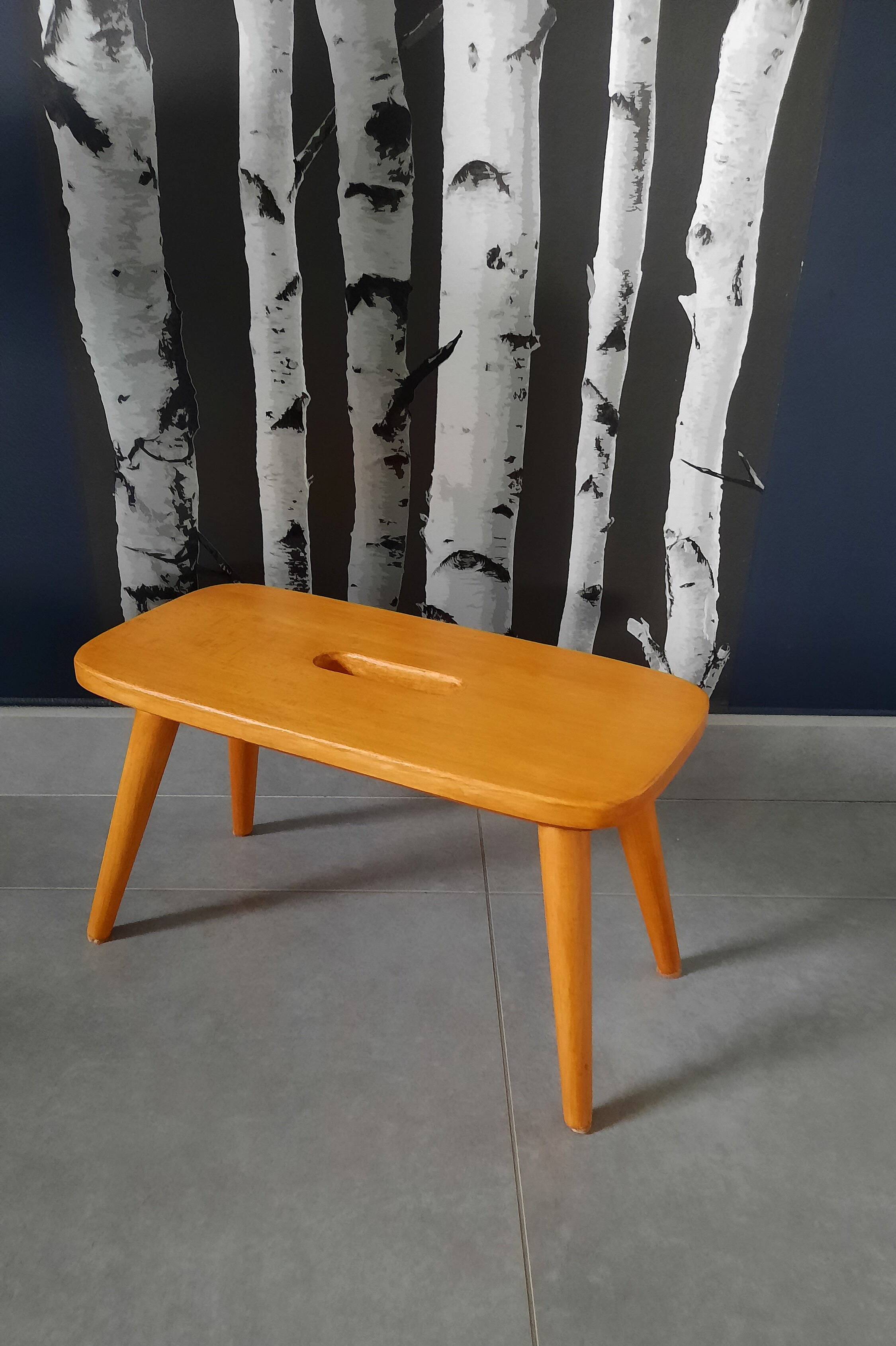 Mini stool with compass legs