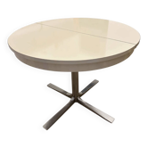 Round table Space Age Roche Bobois with integrated extensions system 1970.