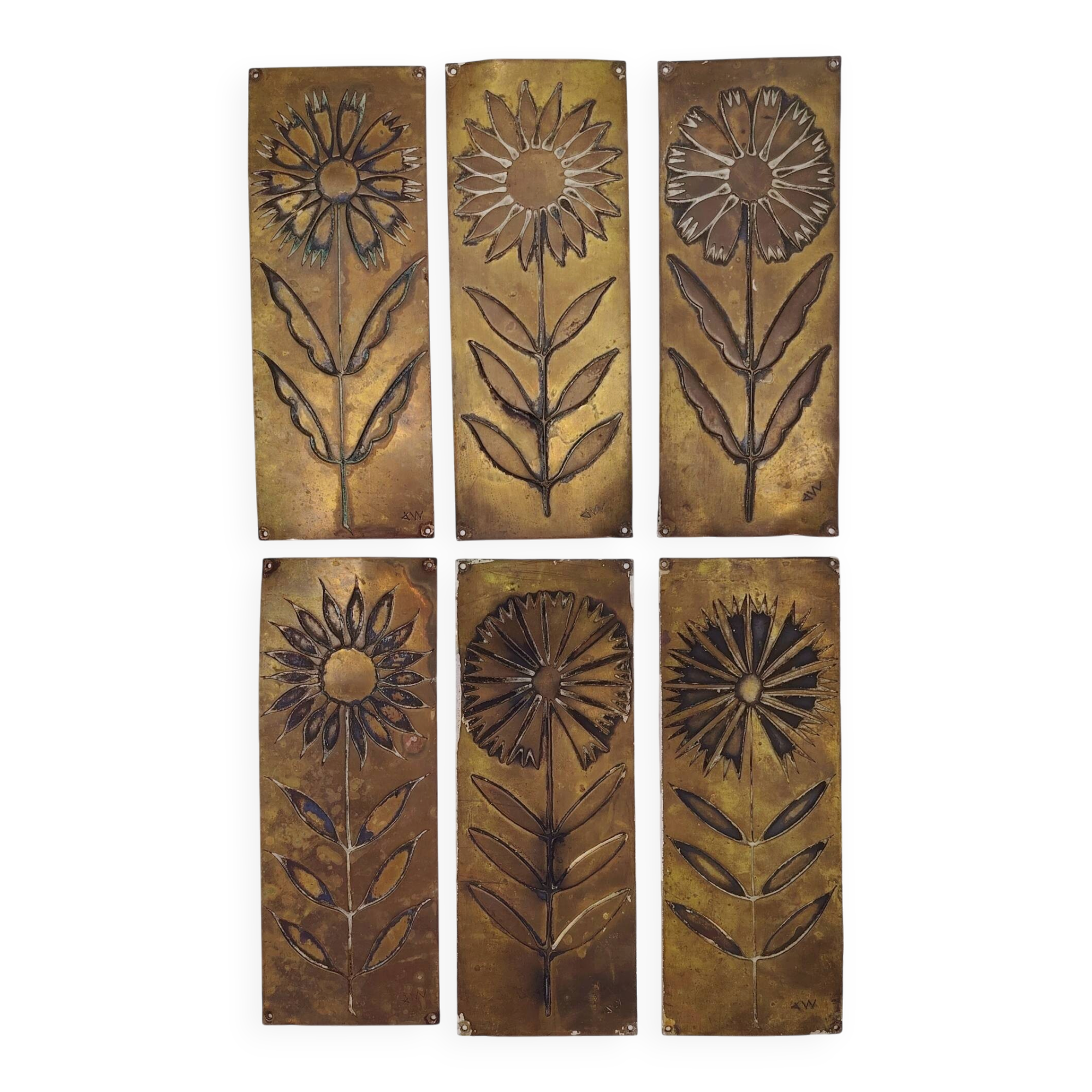 Six cleanliness plaques, flower design, brass.