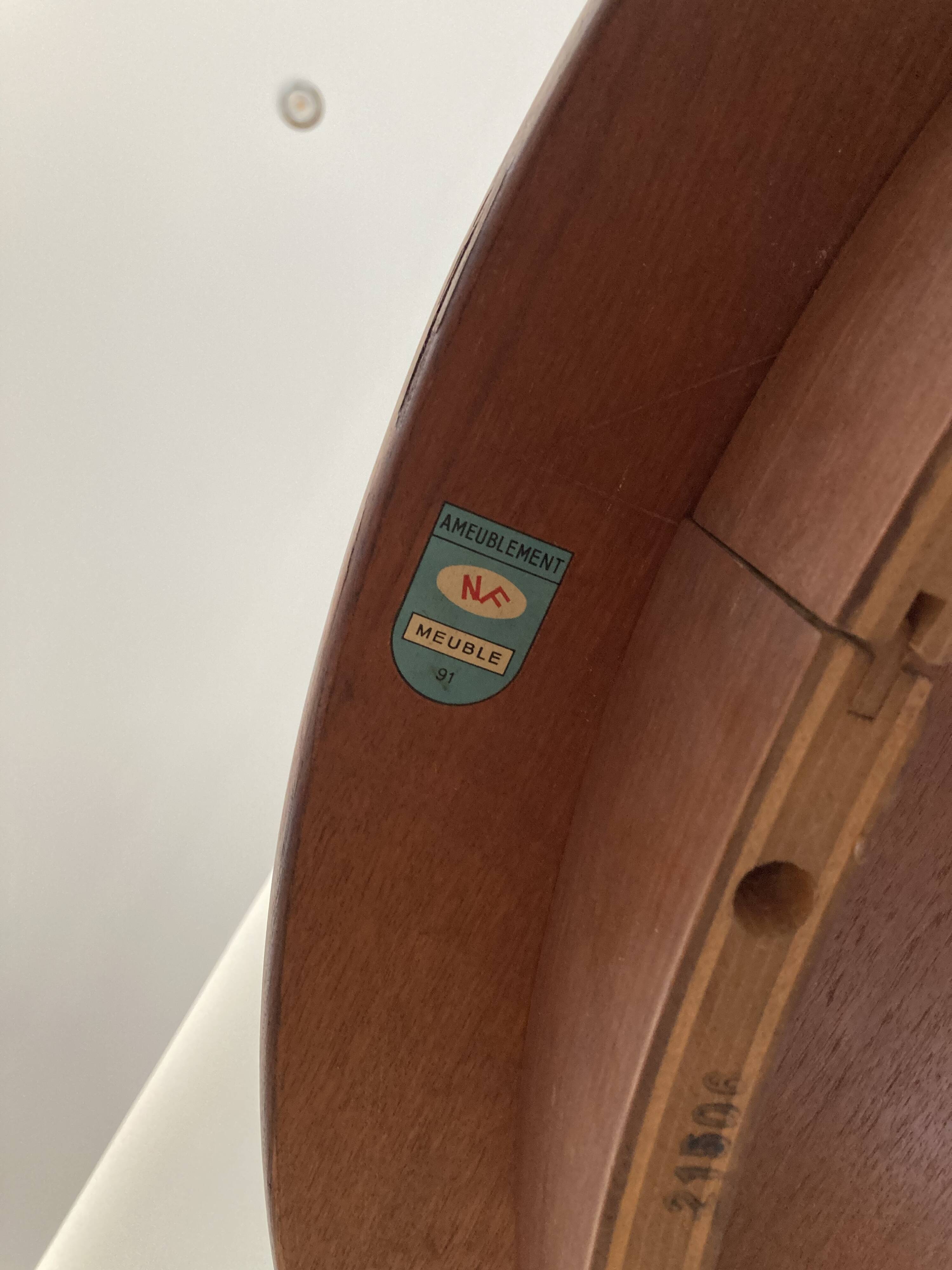 Extendable Scandinavian table