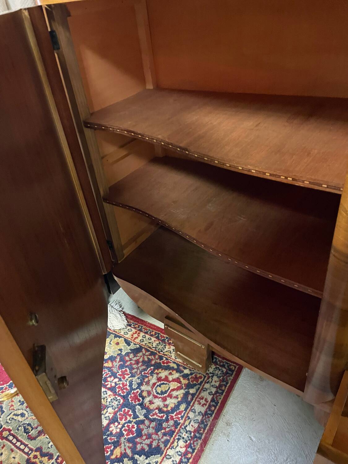 Art Deco sideboard buffet, walnut veneer, 30/40 mm thick