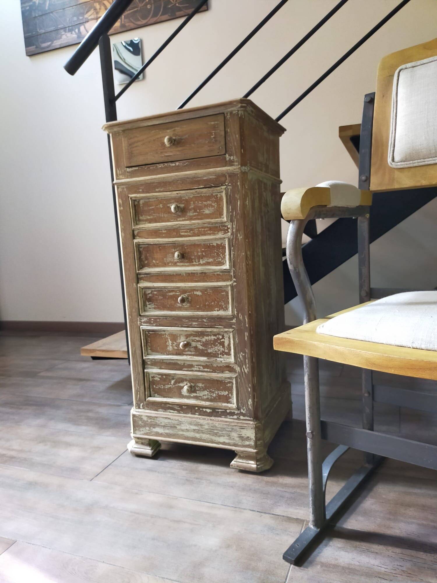 Solid wood storage unit