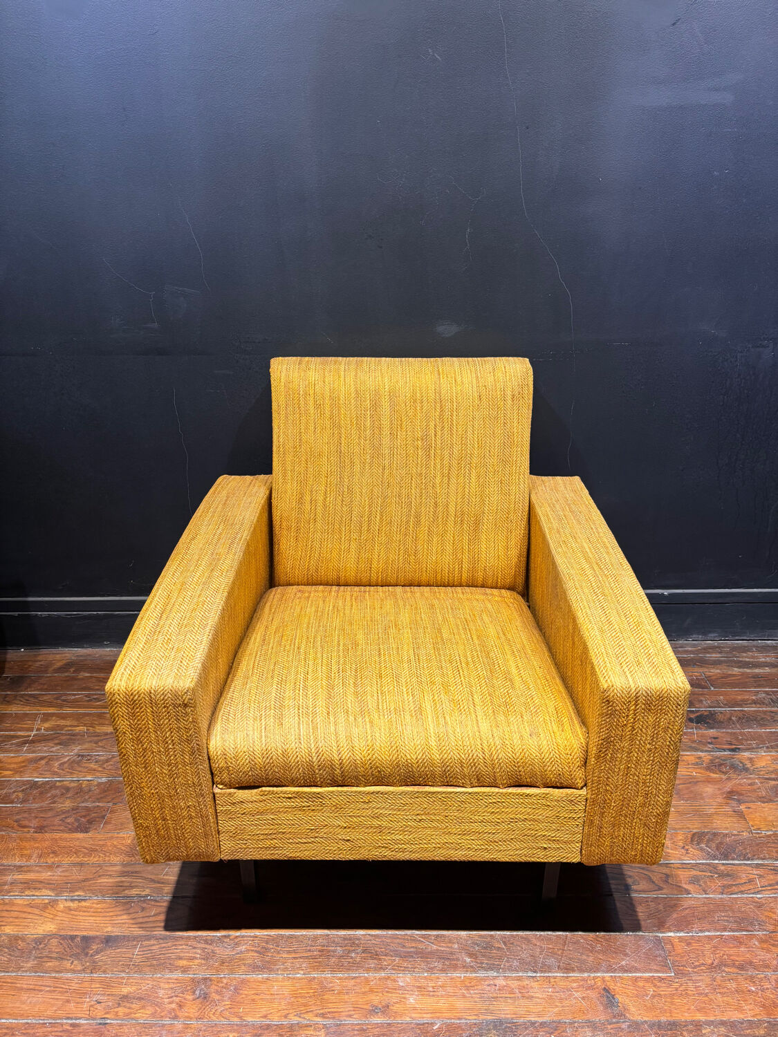 Pair of vintage mustard yellow armchairs – 1970s design
