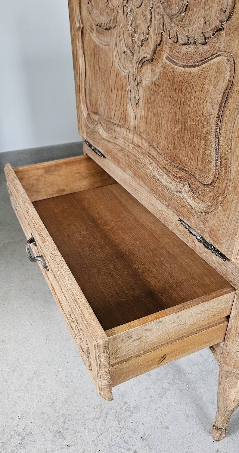 Storage unit, Louis XV style bar