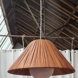 Scandinavian pendant light in rattan and opaline glass