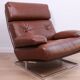Un fauteuil lounge Nucleus en cuir marron Tetrad vintage des années 50.