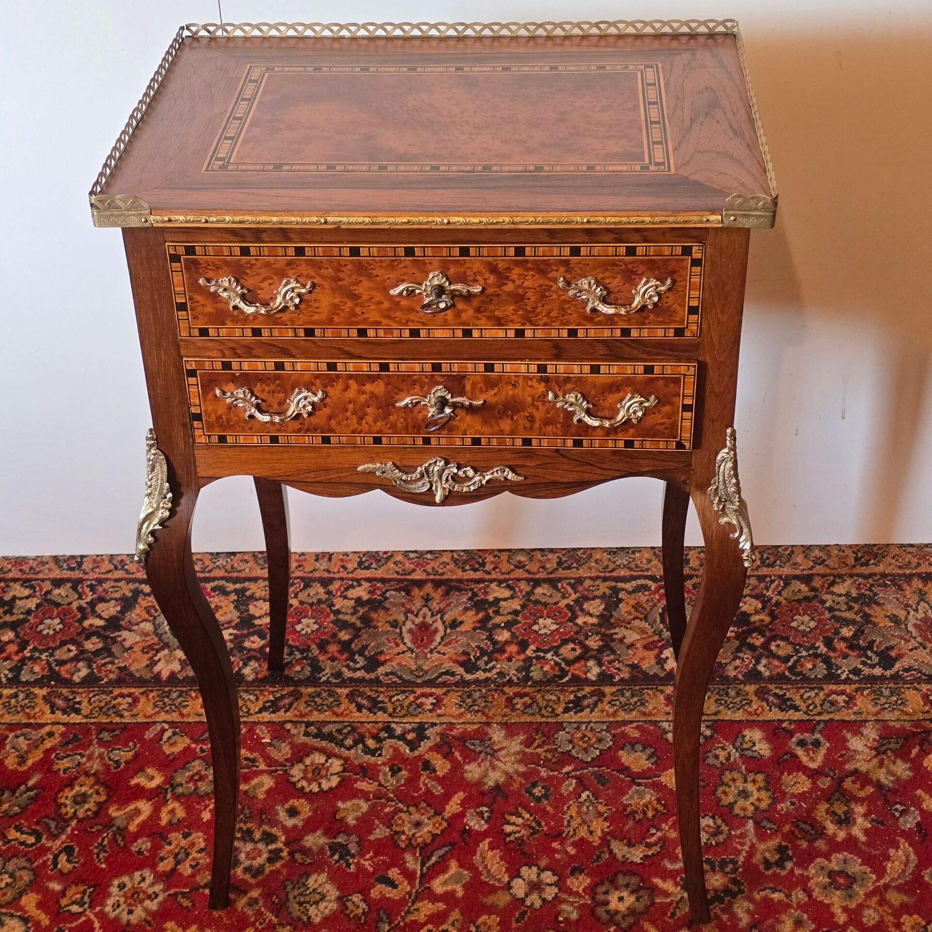 Table de salon style transition