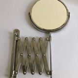 Extendable wall mirror
