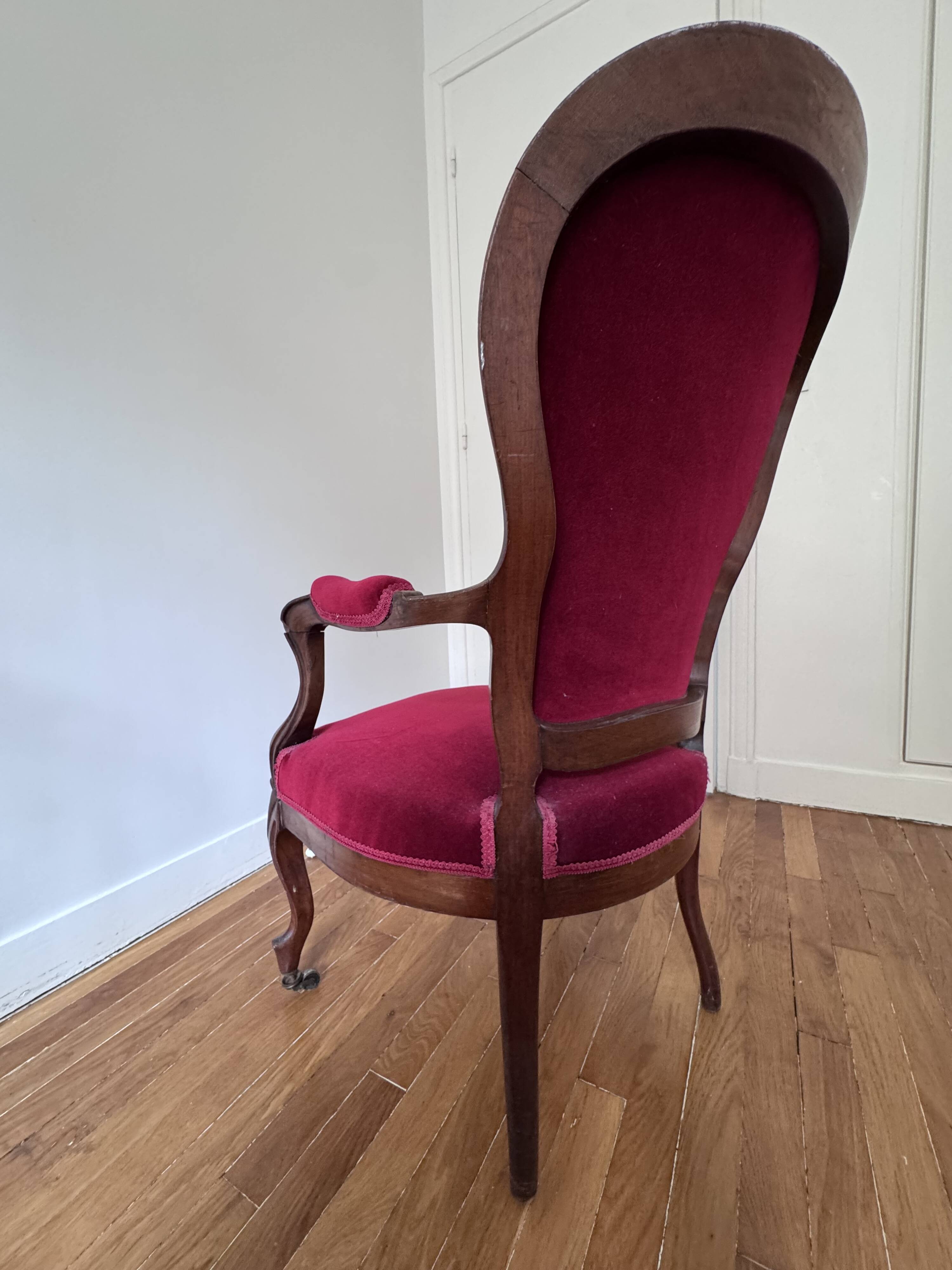 Fauteuil ancien voltaire velour rouge