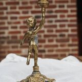2 bougeoirs anciens chérubin en laiton