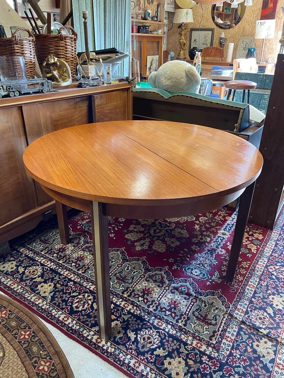 Round table extension butterfly vintage year 70