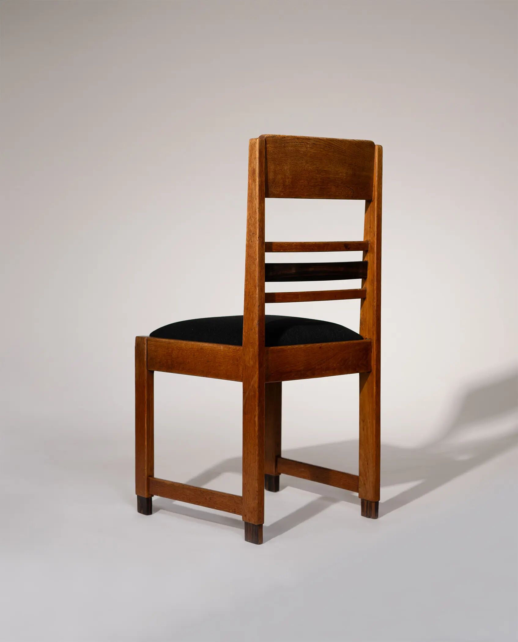 Amsterdam School oak dining chairs, Netherlands, 1920s