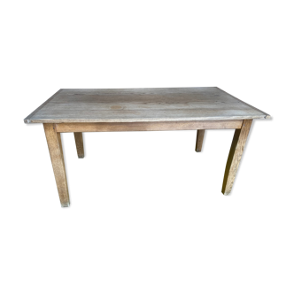 Oak country table