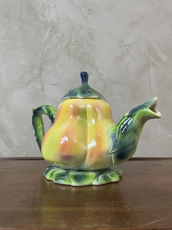 Théière en céramique peint