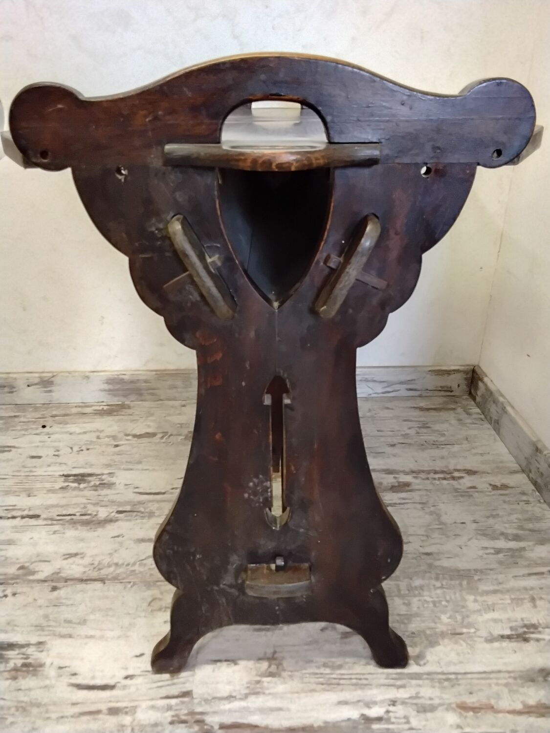 Antique table with a system