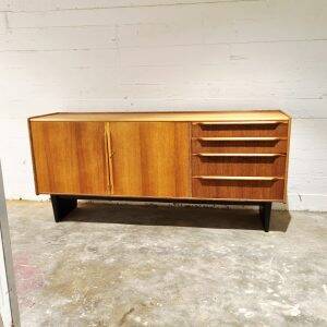 Buffet Cees Braakman de la série « Oak » DE02, UMS Pastoe, années 1950, Pays-Bas