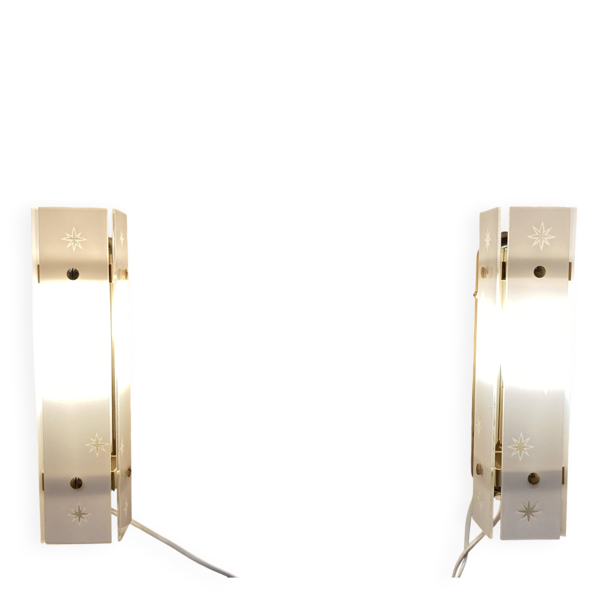 Paire d'appliques verre design scandinave 1960.