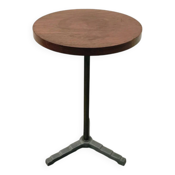 Art Deco side table in walnut, brass, and aluminium, France 1930.