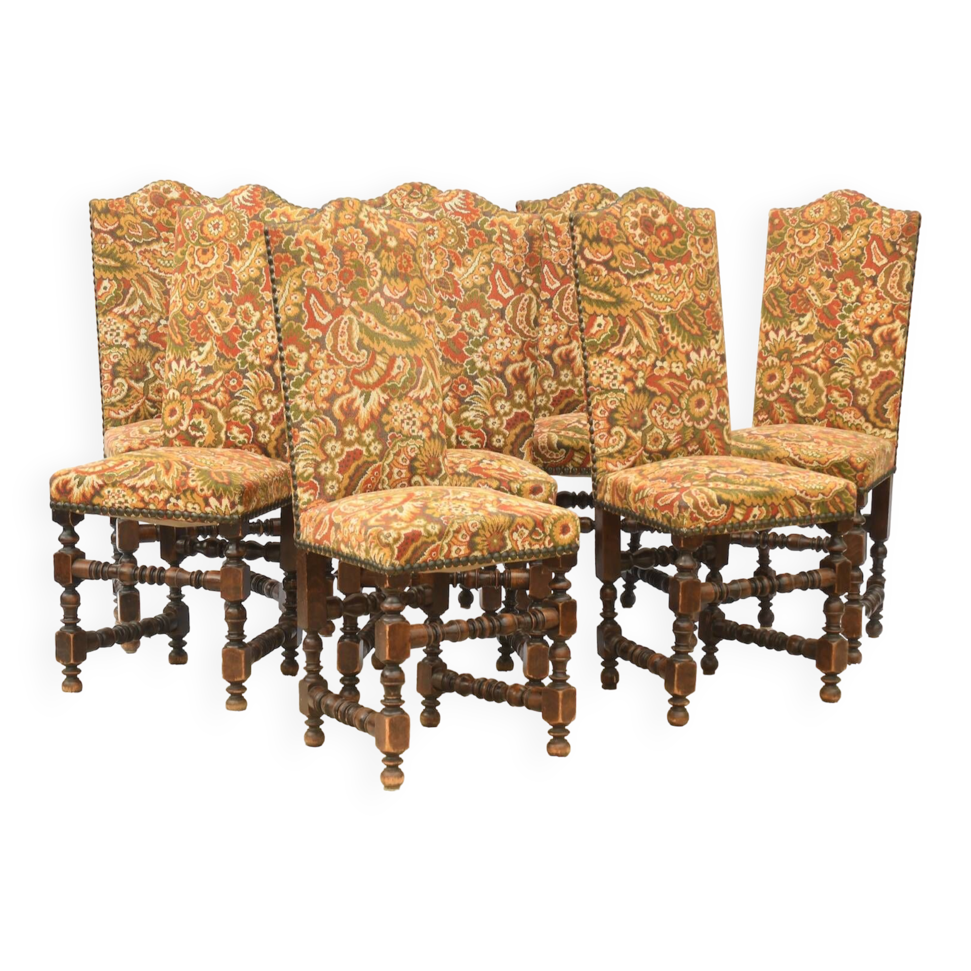 8 chaises de style Louis XIII