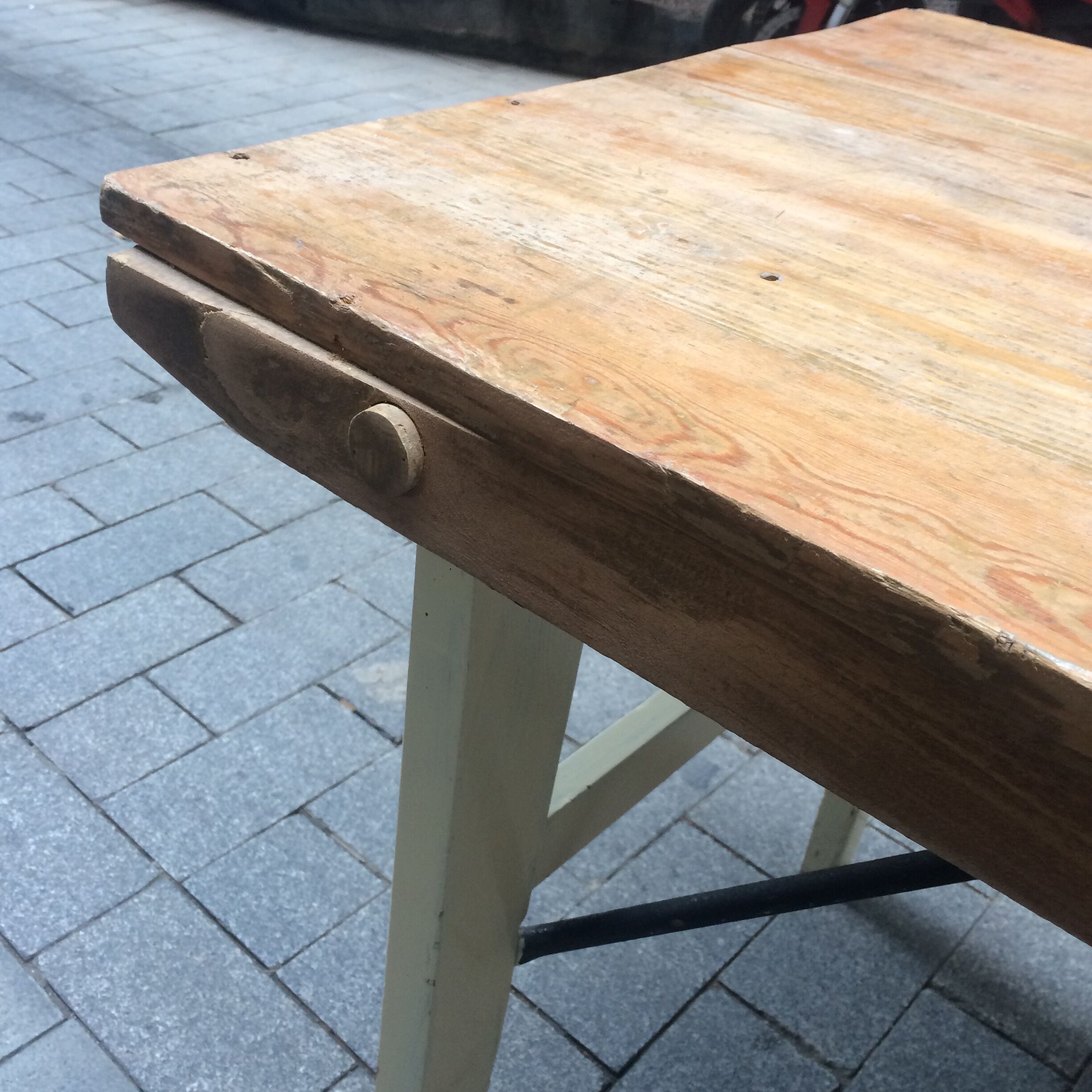 Table en bois pliable